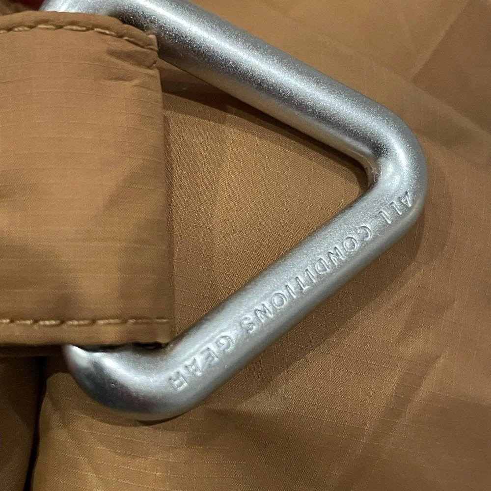 NIKE ACG Rope de Dope Men’s Insulated Packable Vest Golden Beige L Large - Picture 11 of 14